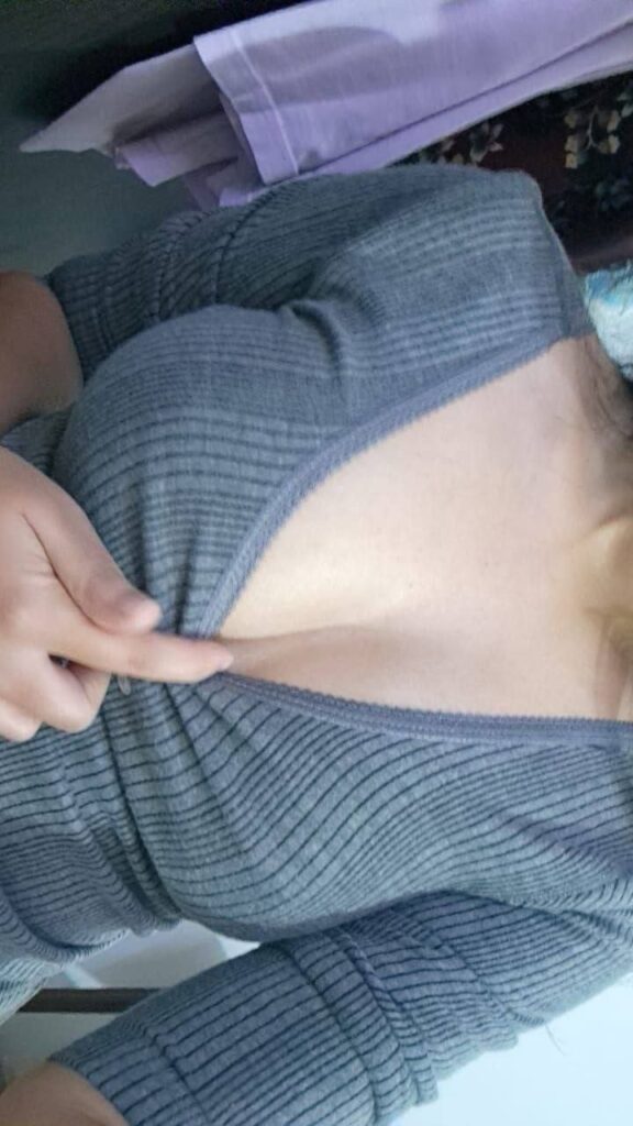 Cute Desi Teen Nude With Sweet Pussy