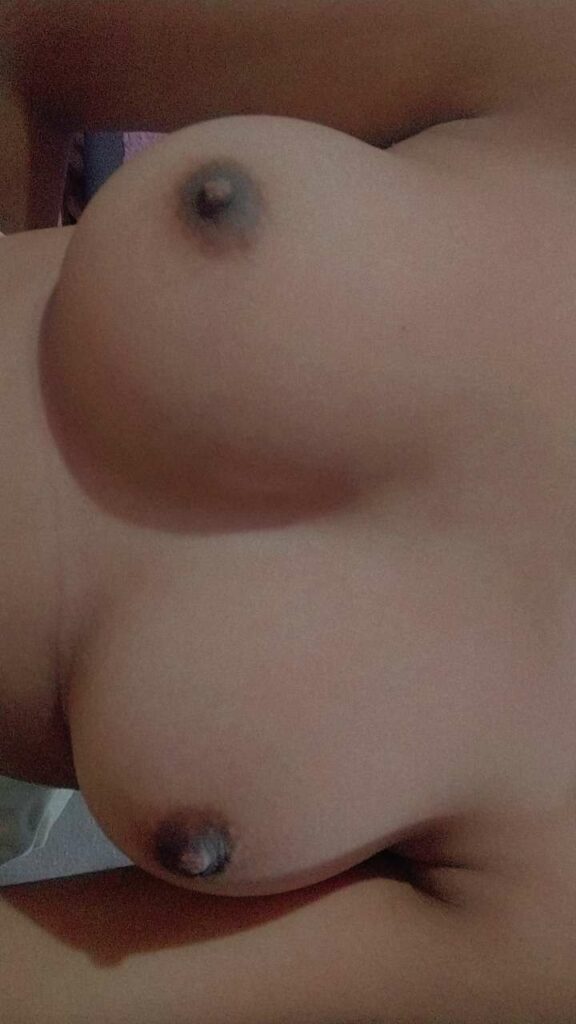 Cute Desi Teen Nude With Sweet Pussy