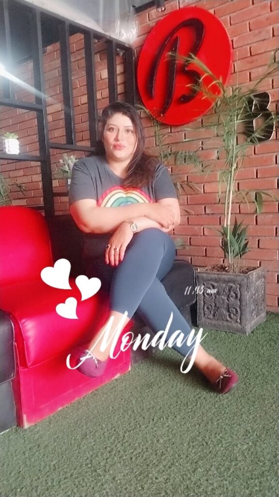 Beautiful Pakistani Big Boobies Chubby Gf Captured