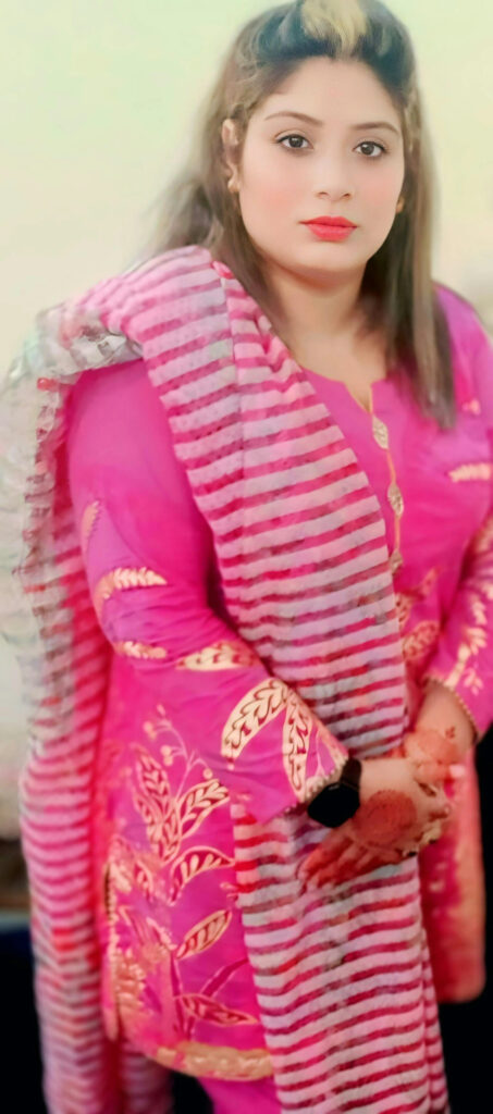 Beautiful Pakistani Big Boobies Chubby Gf Captured