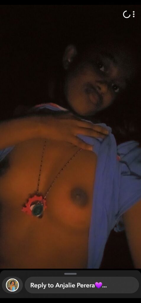 Lankan Urban Girlfriend Showing Her Hairy Bush