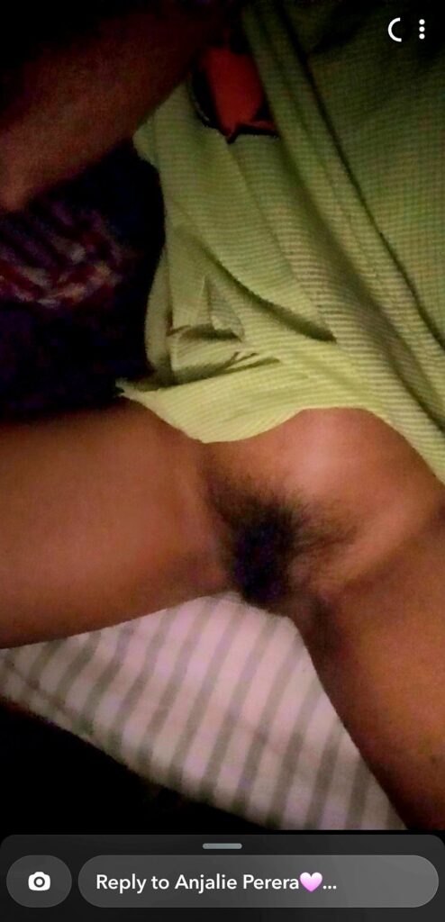 Lankan Urban Girlfriend Showing Her Hairy Bush