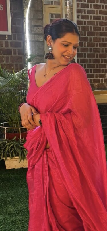 Hot Insta Influencer Showing Hot Boobs